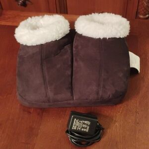 Body Innovations Black Soothing Foot Warmer Massager